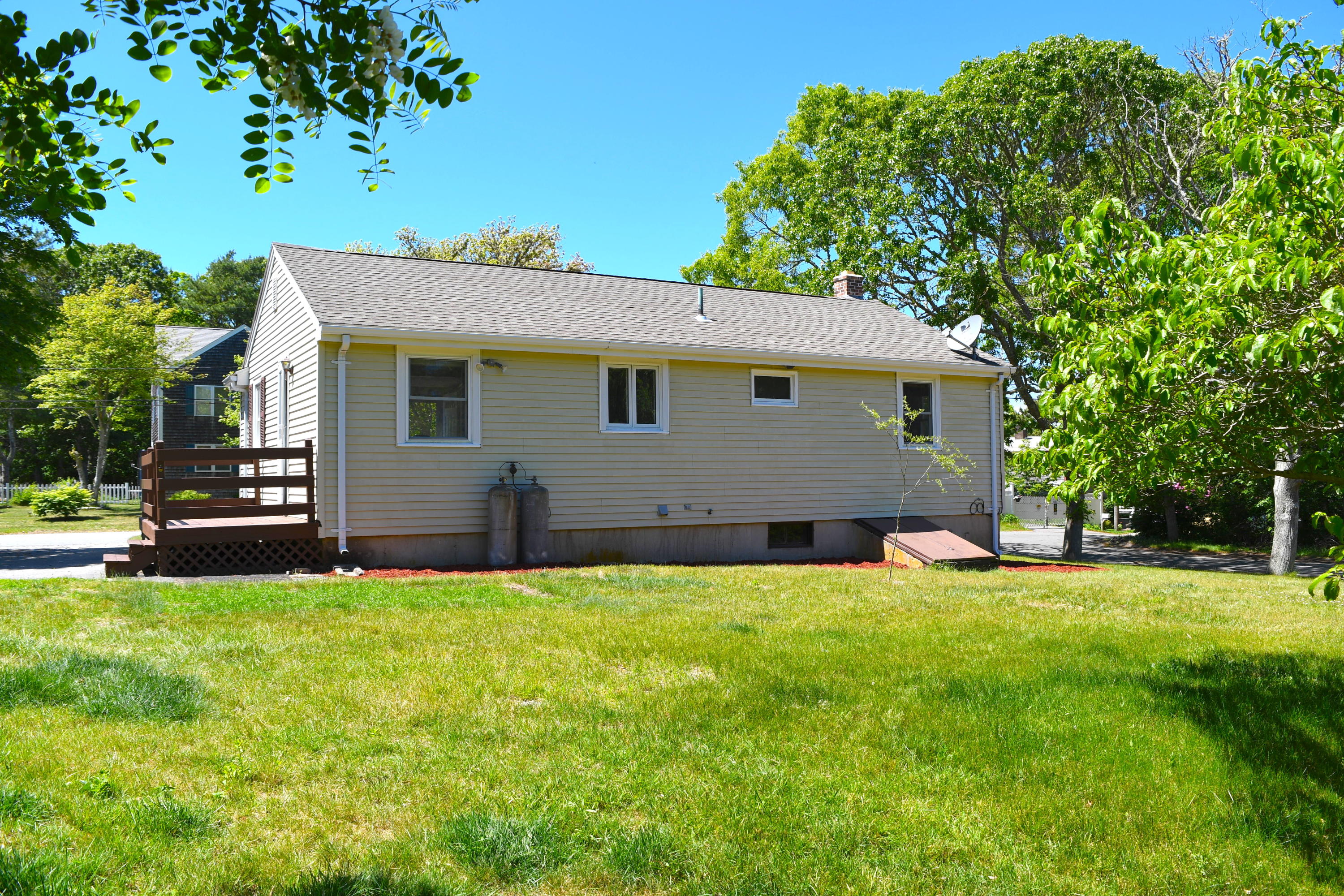 14 Marilyn Road Buzzards Bay, MA 02532 - Photo 20 of 20 a view of a house with a yard