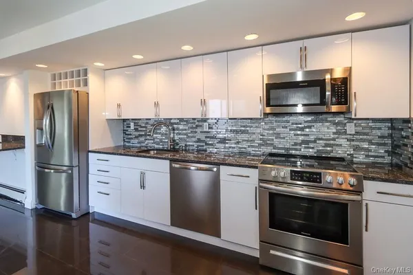 $4,500 | 223 Chestnut Avenue, East Meadow, NY 11554