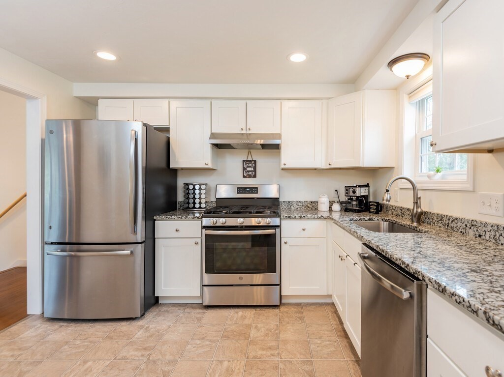 3 Green Farms Road Worcester, MA 01605 - Photo 9 of 39 Gallery Image 9