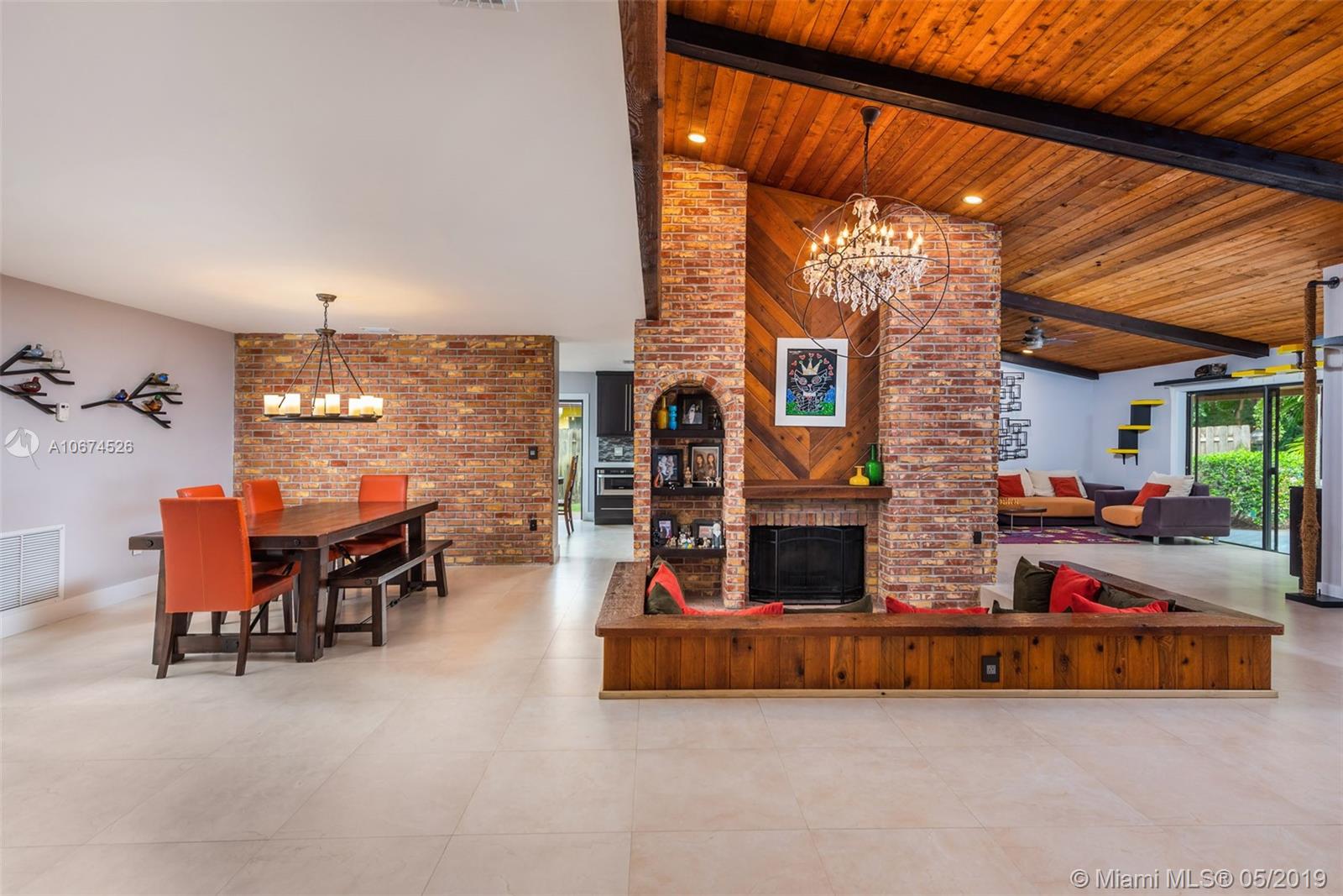 20904 Escudo Drive Boca Raton, FL 33433 - Photo 3 of 44 Gallery Image 3