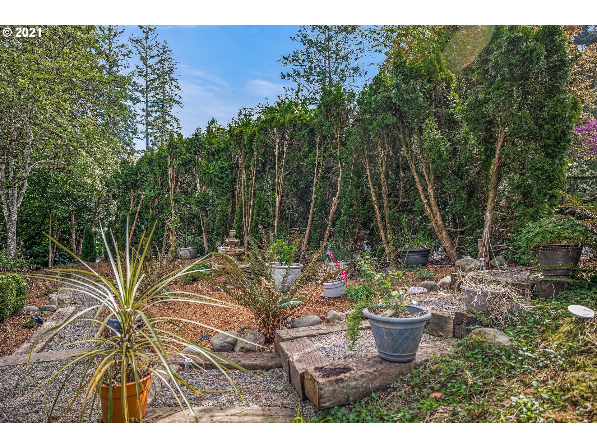 9715 Southwest Quail Post Road Portland, OR 97219 - Photo 26 of 29 Gallery Image 26