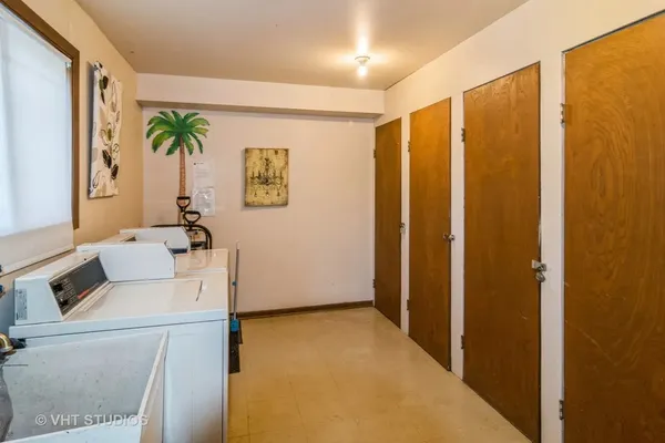 $225,000 | 2016 North Harlem Avenue, Unit 11W, Elmwood Park, IL 60707