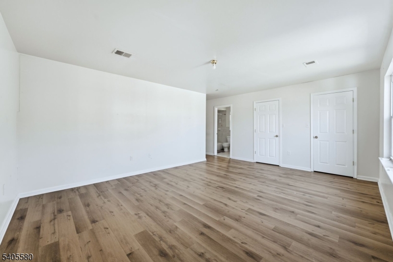 303 West Runyon Street Newark, NJ 07108 - Photo 19 of 26