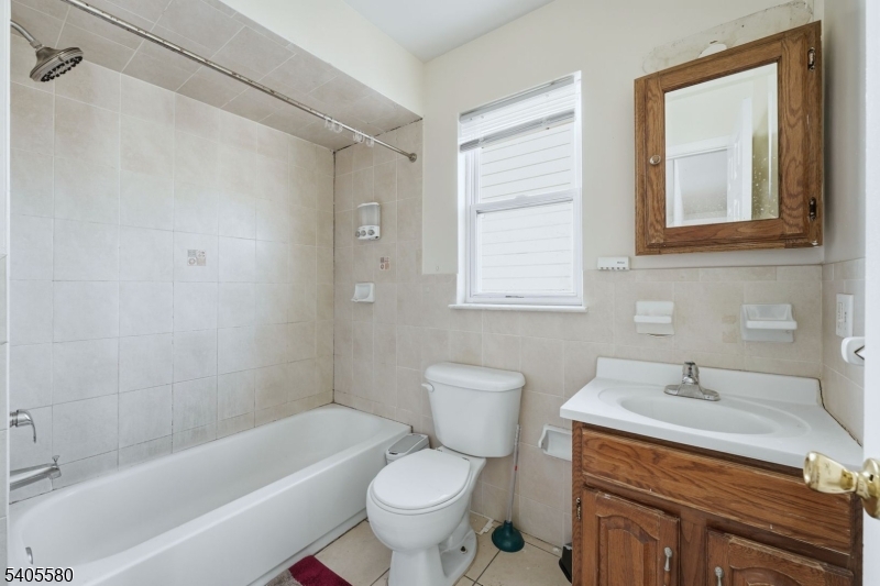 303 West Runyon Street Newark, NJ 07108 - Photo 20 of 26