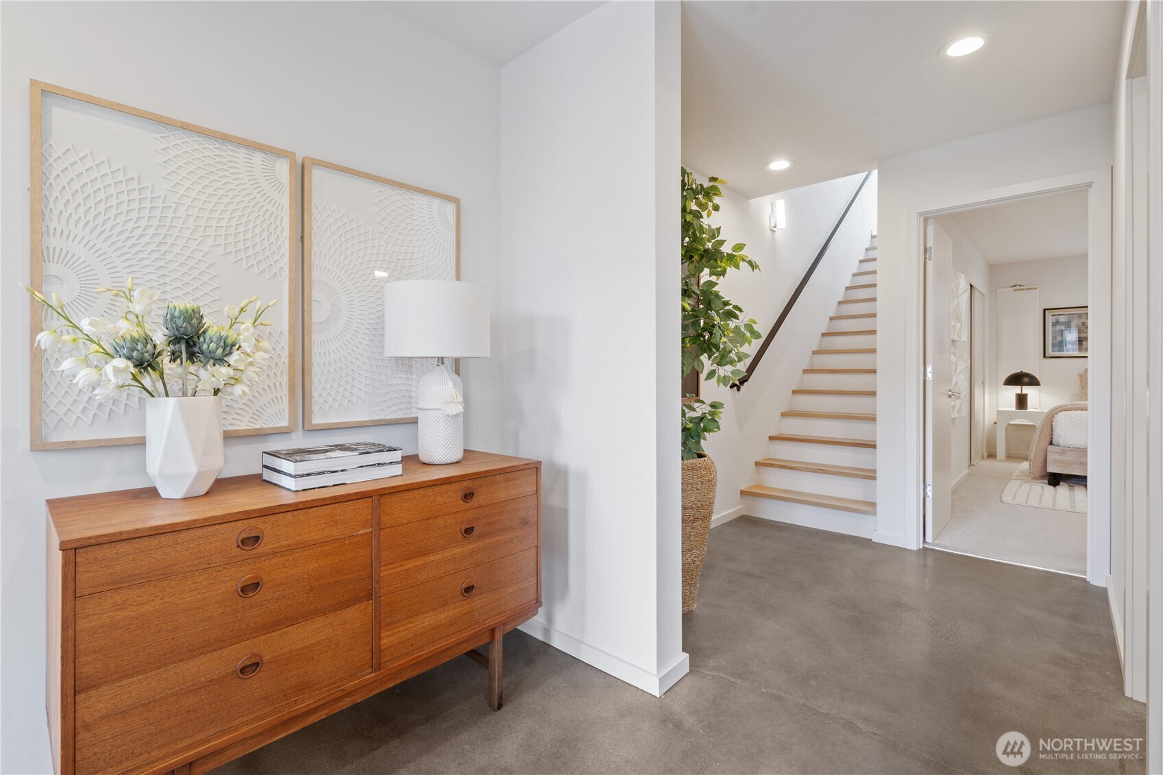 115 27th Avenue East, Unit D Seattle, WA 98112 - Photo 22 of 25