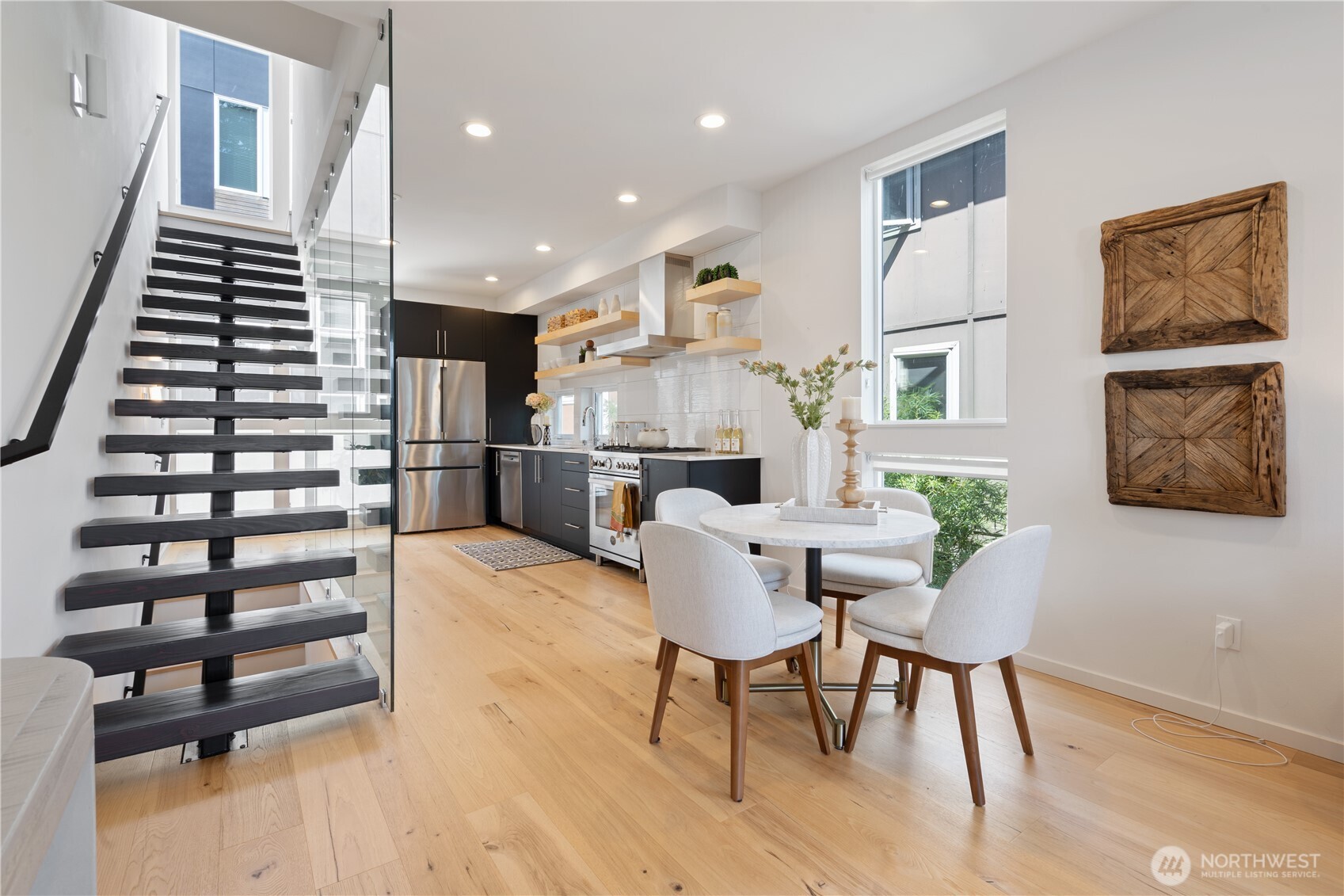 115 27th Avenue East, Unit D Seattle, WA 98112 - Photo 24 of 25