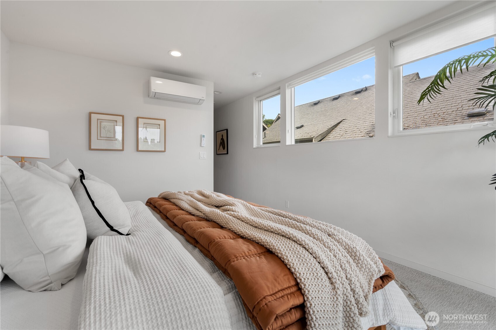 115 27th Avenue East, Unit D Seattle, WA 98112 - Photo 6 of 25