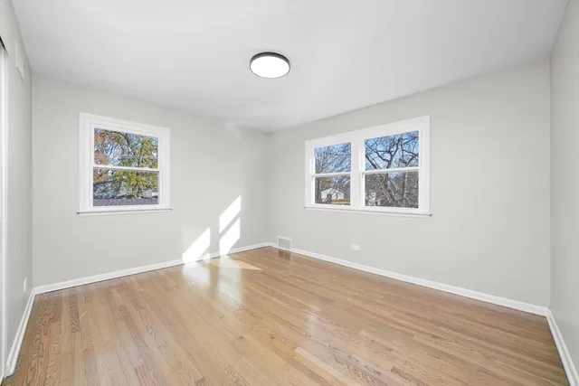 $579,850 | 1404 Birch Drive, Mount Prospect, IL 60056