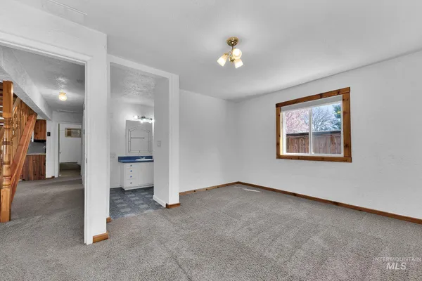$489,000 | 2015 Washington Avenue, Caldwell, ID 83605