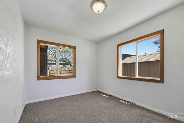 $489,000 | 2015 Washington Avenue, Caldwell, ID 83605