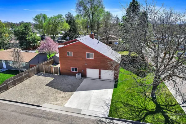 $489,000 | 2015 Washington Avenue, Caldwell, ID 83605