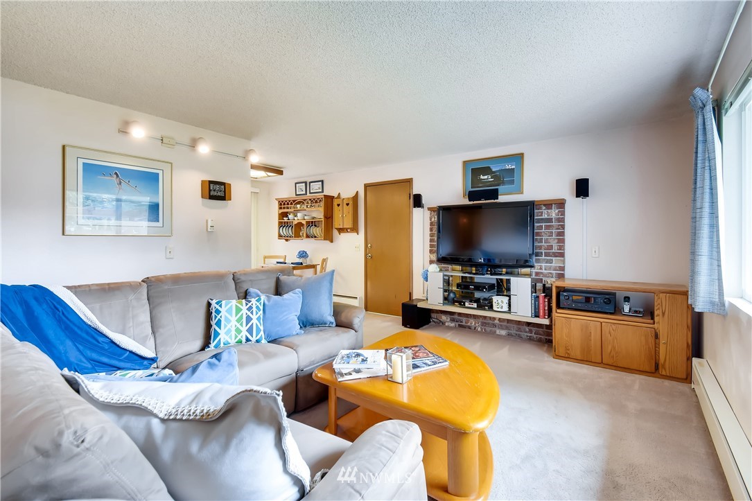 2411 172nd Place Southeast Bothell, WA 98012 - Photo 11 of 25 Gallery Image 11
