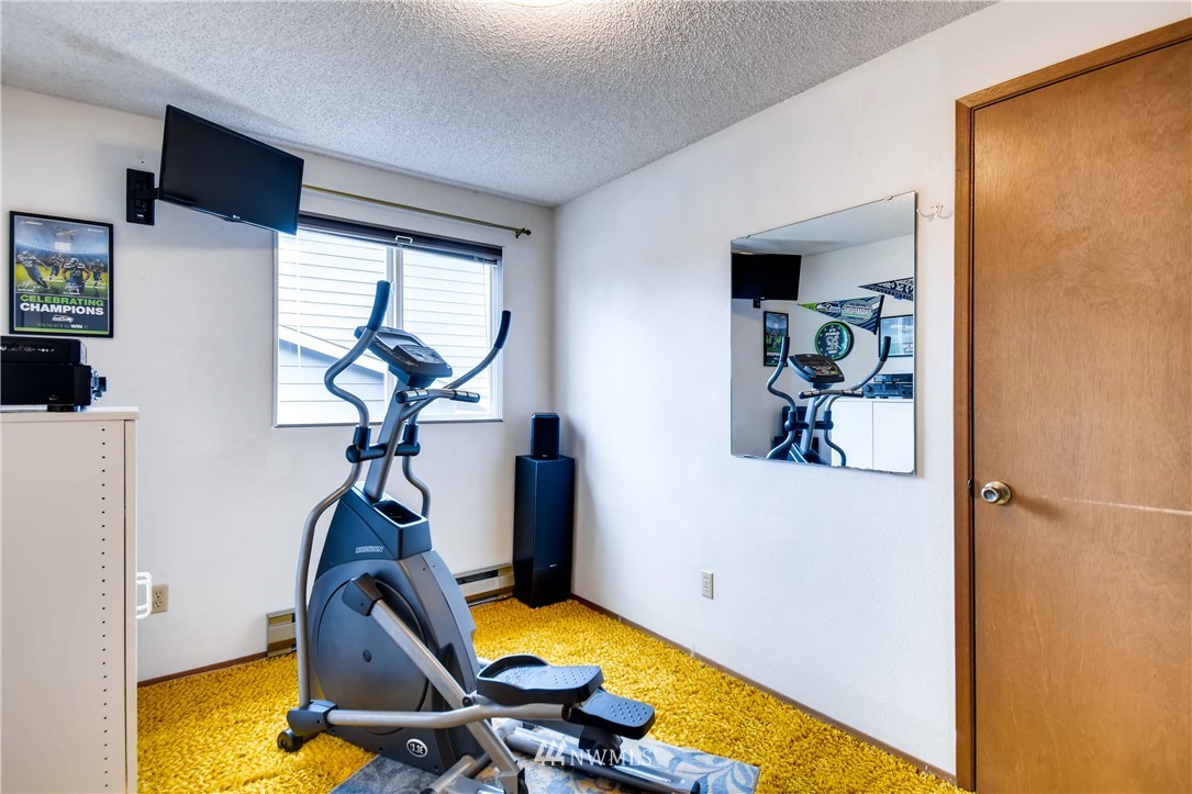 2411 172nd Place Southeast Bothell, WA 98012 - Photo 7 of 25 Gallery Image 7