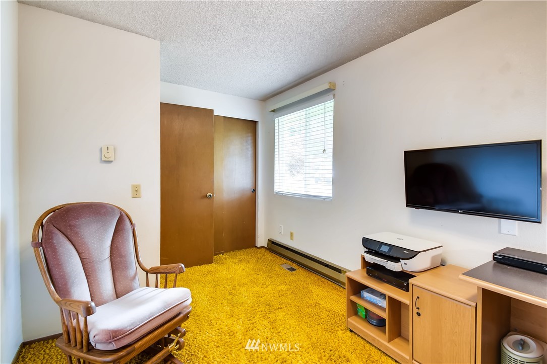 2411 172nd Place Southeast Bothell, WA 98012 - Photo 9 of 25 Gallery Image 9