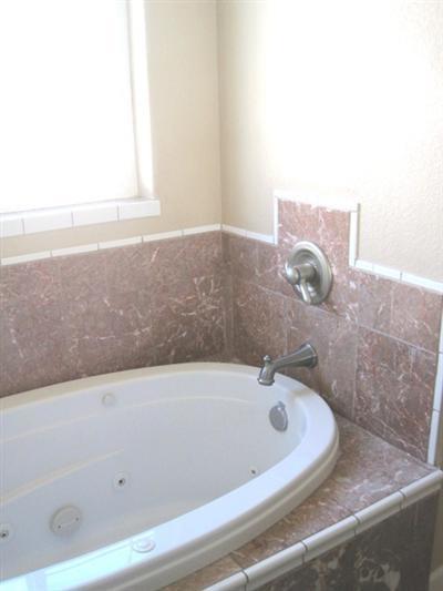 4662 Hillcrest Road Medford, OR 97504 - Photo 9 of 14 Additional Photo