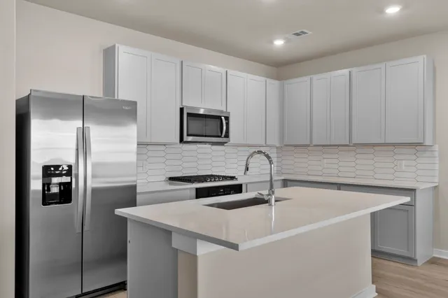 $349,990 | 6211 Lost Rdg Lane, Richmond, TX 77469