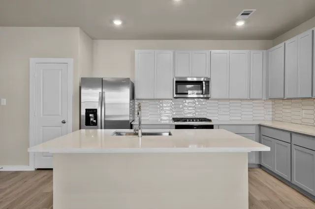 $349,990 | 6211 Lost Rdg Lane, Richmond, TX 77469