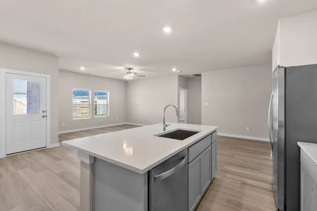 $349,990 | 6211 Lost Rdg Lane, Richmond, TX 77469