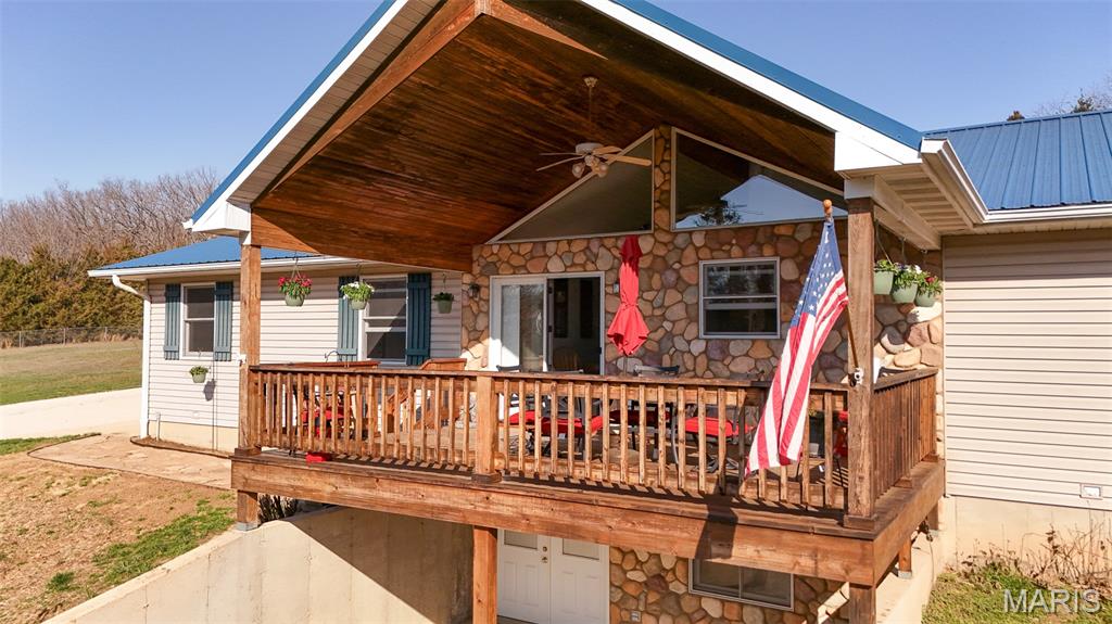 105 Rohrer Road Bourbon, MO 65441 - Photo 13 of 79