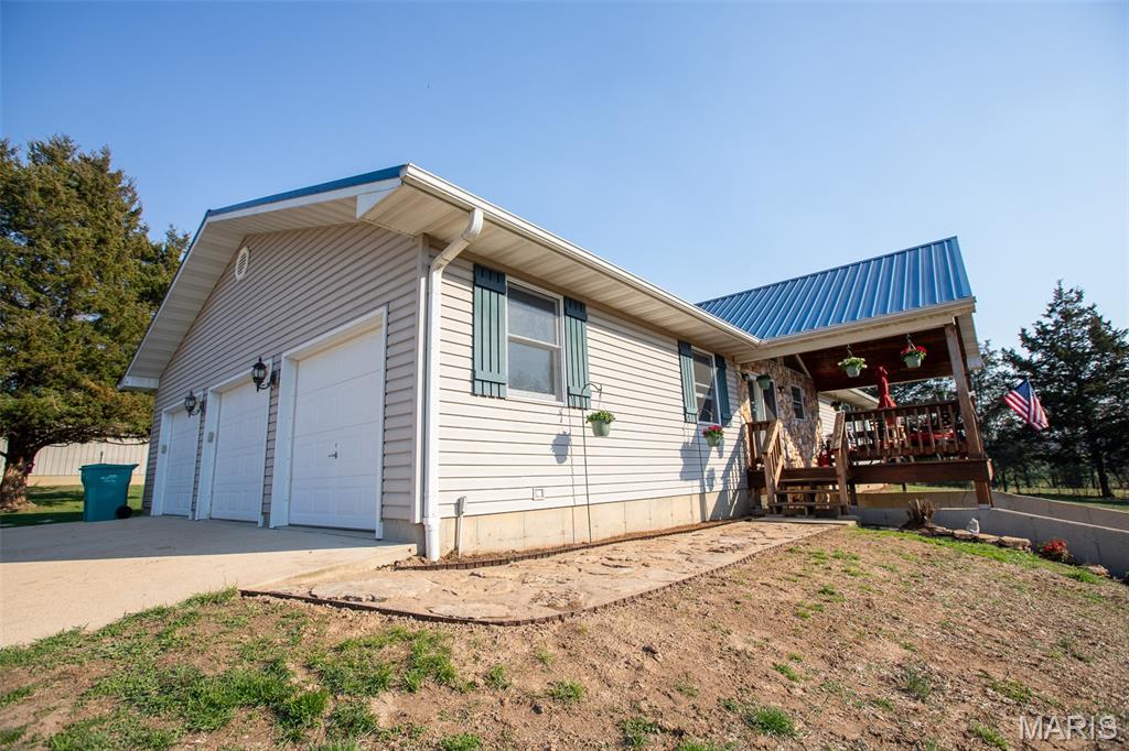 105 Rohrer Road Bourbon, MO 65441 - Photo 30 of 79