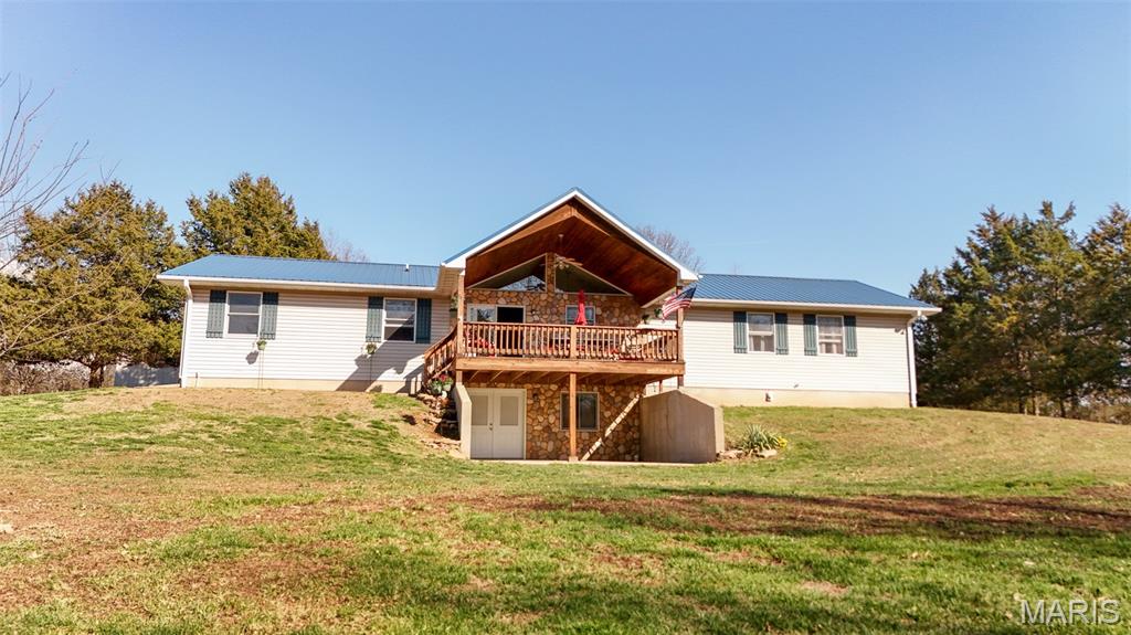 105 Rohrer Road Bourbon, MO 65441 - Photo 9 of 79