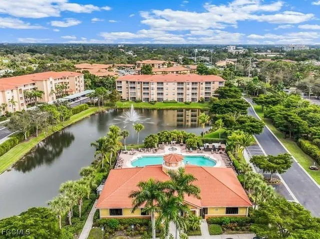 $259,900 | 8261 Pathfinder Loop, Unit 730, Fort Myers, FL 33919