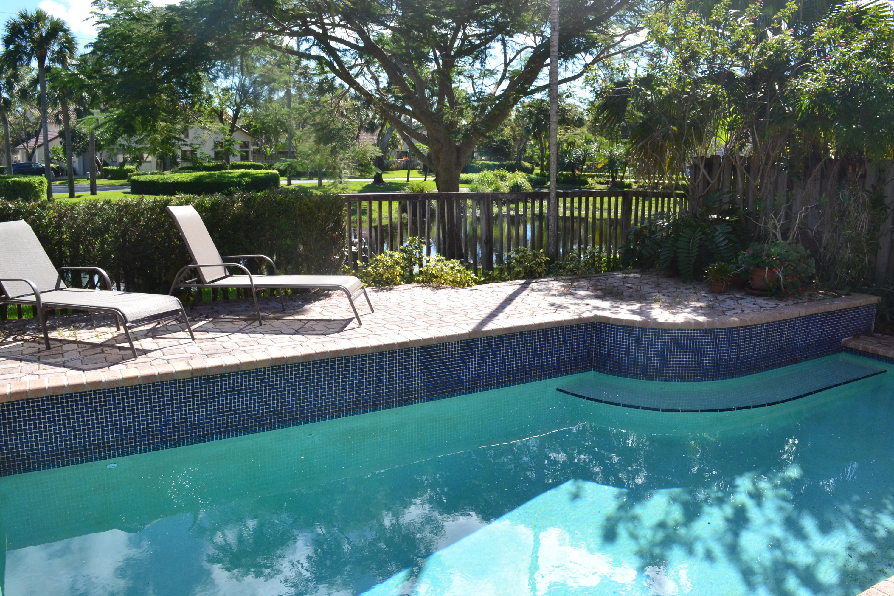 5600 Amersham Way Boca Raton, FL 33486 - Photo 4 of 34 DSC_0037