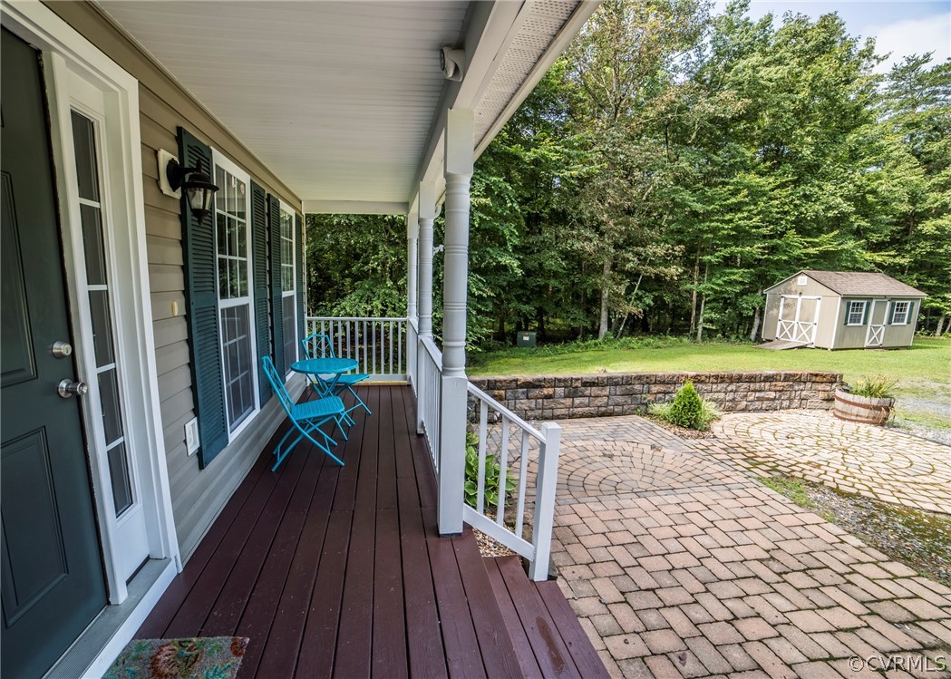 357 Roni Lane Louisa, VA 23093 - Photo 4 of 35 Gallery Image 4