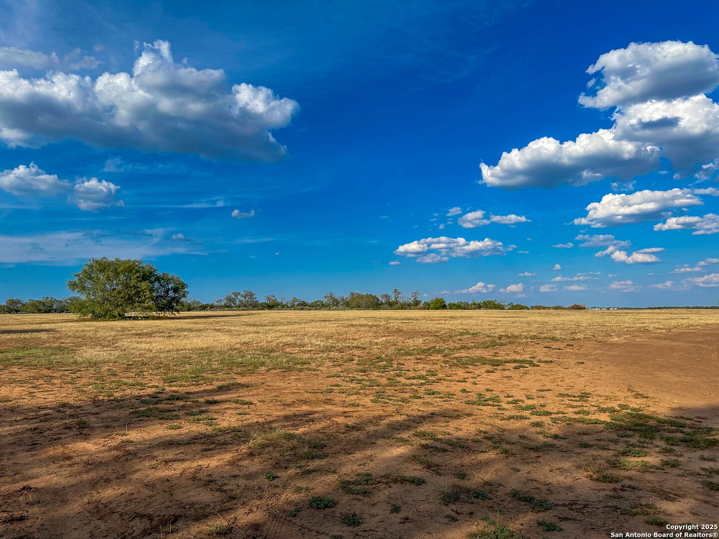 0 Von Ormy Road Von Ormy, TX 78073 - Photo 18 of 20 a view of an ocean and a building