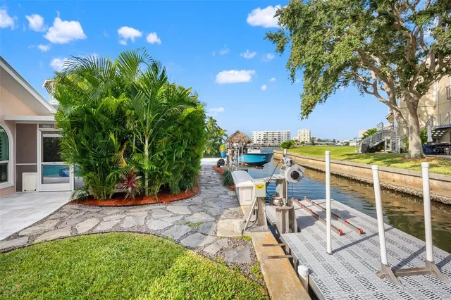 $1,275,000 | 536 Baywood Drive North, Dunedin, FL 34698