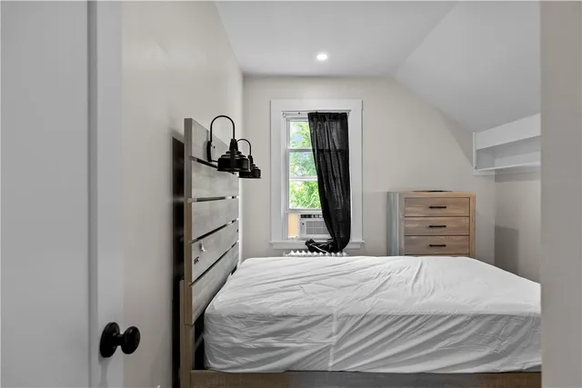 $4,500 | 31 Slocum Street, Newport, RI 02840