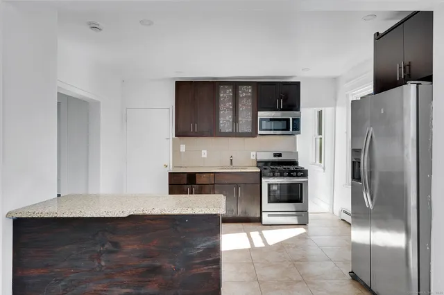 $450,000 | 20 Coe Street, Waterbury, CT 06704