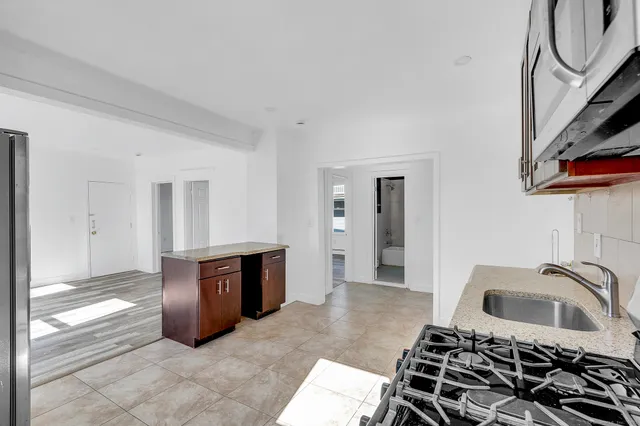 $450,000 | 20 Coe Street, Waterbury, CT 06704