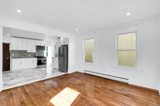 $450,000 | 20 Coe Street, Waterbury, CT 06704