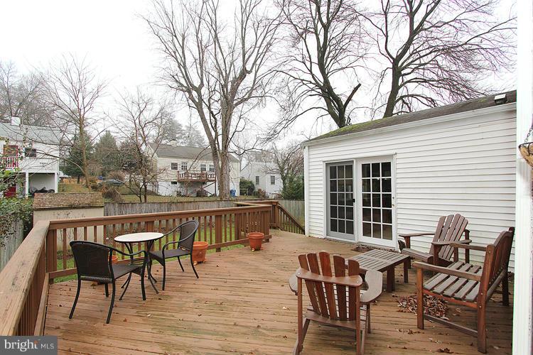 10413 Inwood Avenue Silver Spring, MD 20902 - Photo 28 of 29 Exterior (Rear)