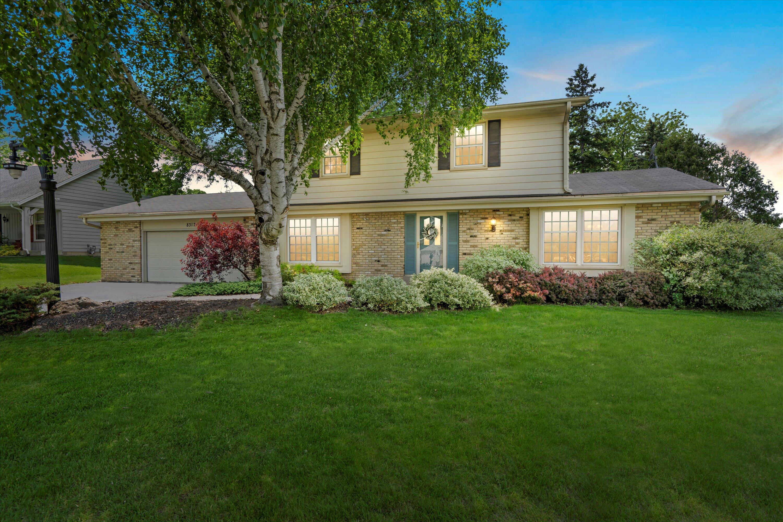8317 South 42nd Street Franklin, WI 53132 - Photo 1 of 1 01-DSC06384 (1)