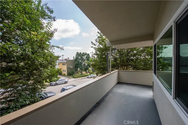 $3,750 | 313 Raymondale Drive, Unit D, South Pasadena, CA 91030