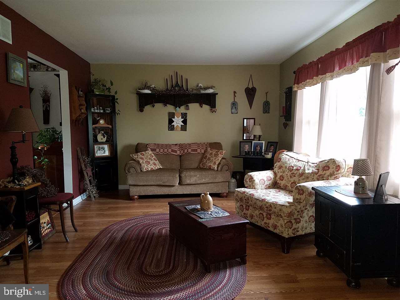519 Spring House Road Camp Hill, PA 17011 - Photo 8 of 22 Gallery Image 8