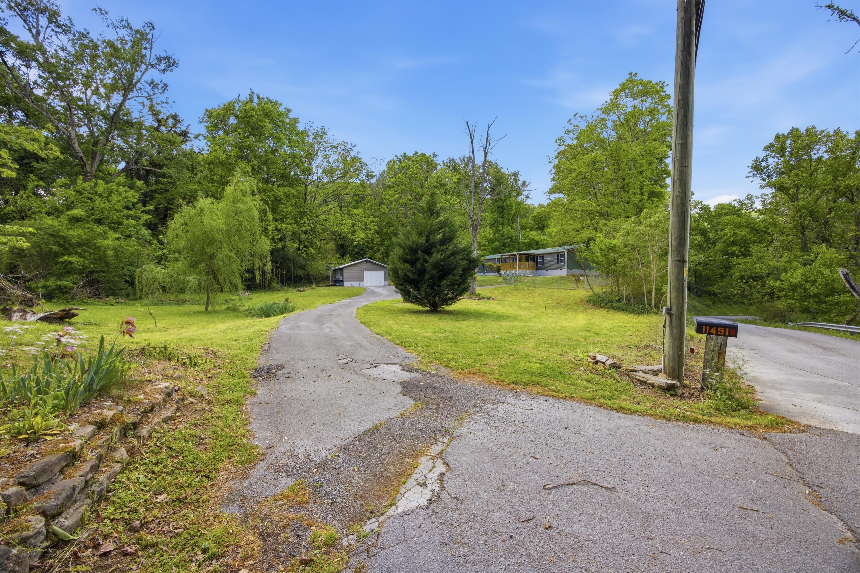 11451 Back Valley Road Soddy-Daisy, TN 37379 - Photo 28 of 32 090A8598
