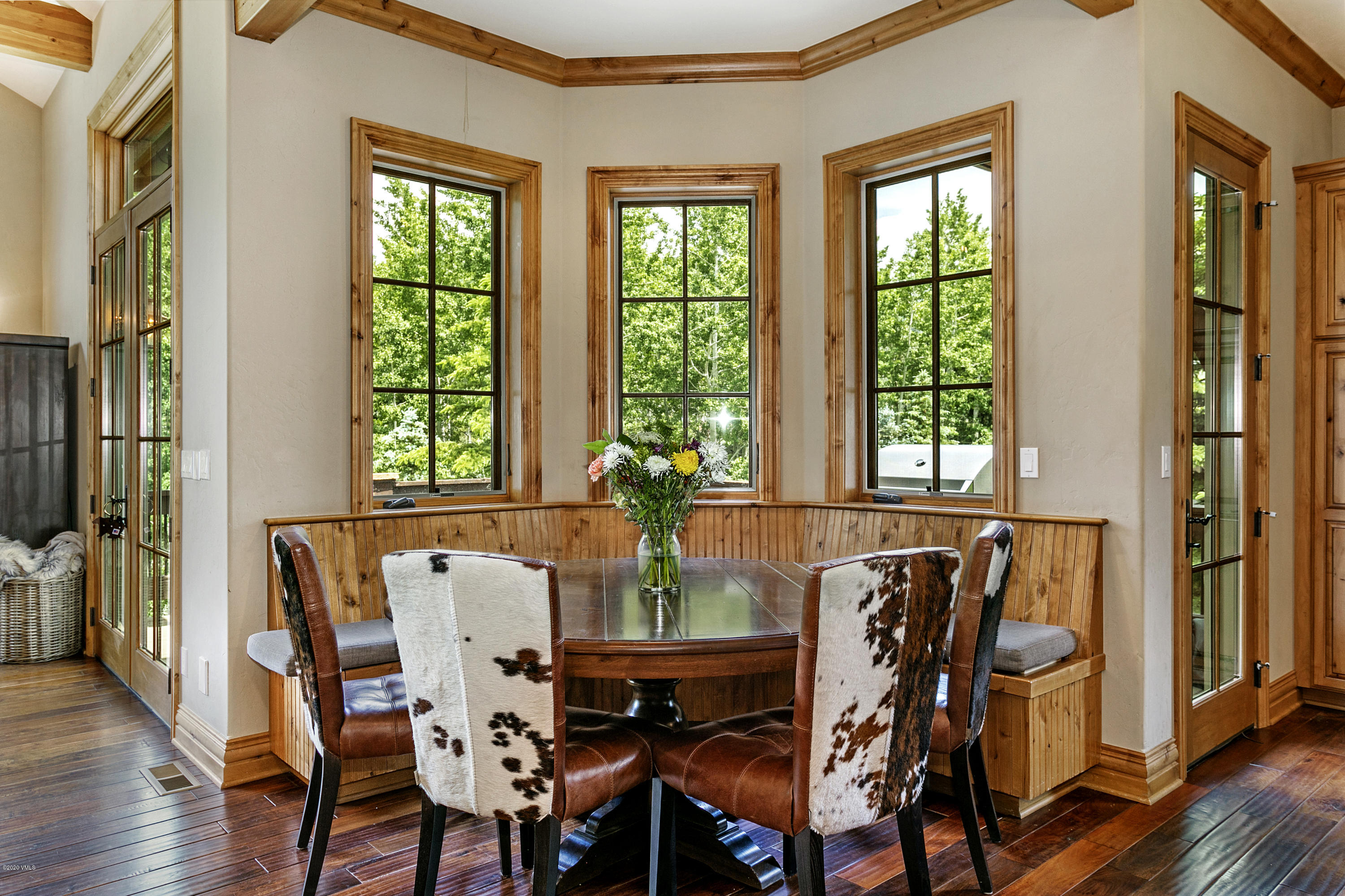 2065 Vermont Road Vail, CO 81657 - Photo 6 of 53 2065 Vermont Road-print-059-104-Breakfas