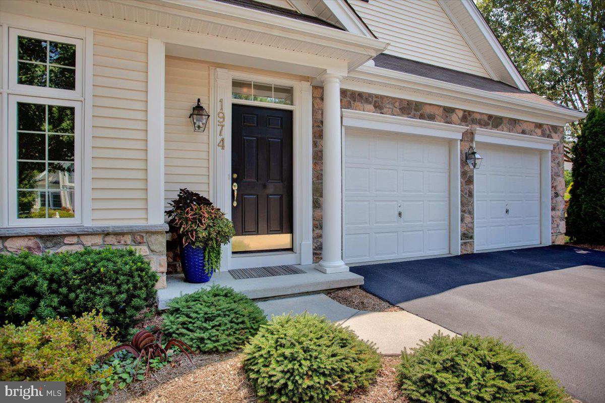 1974 Speedwell Road Lancaster, PA 17601 - Photo 2 of 36 Gallery Image 2