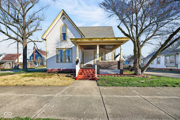 $285,000 | 168 West Broadway Street, Shelbyville, IN 46176