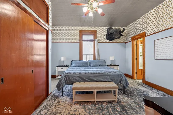 $285,000 | 168 West Broadway Street, Shelbyville, IN 46176