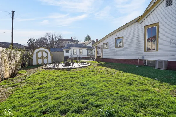 $285,000 | 168 West Broadway Street, Shelbyville, IN 46176