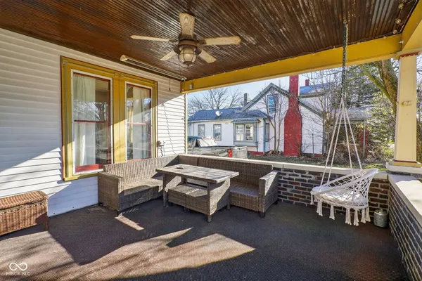 $285,000 | 168 West Broadway Street, Shelbyville, IN 46176