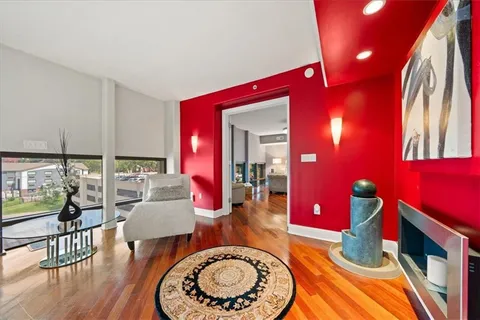 $515,000 | 600 Admiral Boulevard, Unit 408, Kansas City, MO 64106