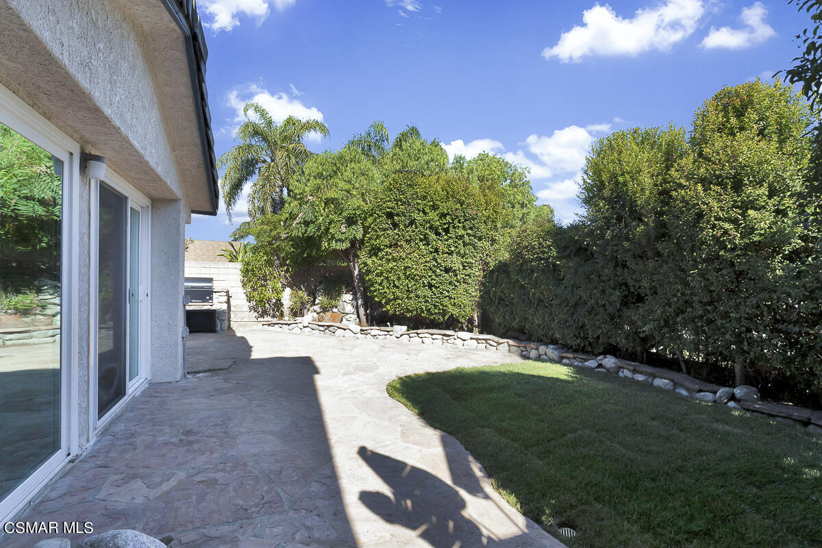 6005 Oldenberg Way Simi Valley, CA 93063 - Photo 14 of 19 Oldenberg_Low-14