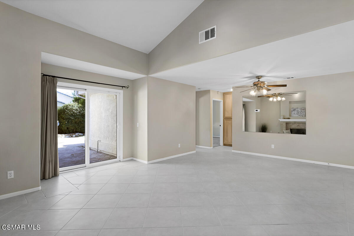 6005 Oldenberg Way Simi Valley, CA 93063 - Photo 3 of 19 Oldenberg_Low-3