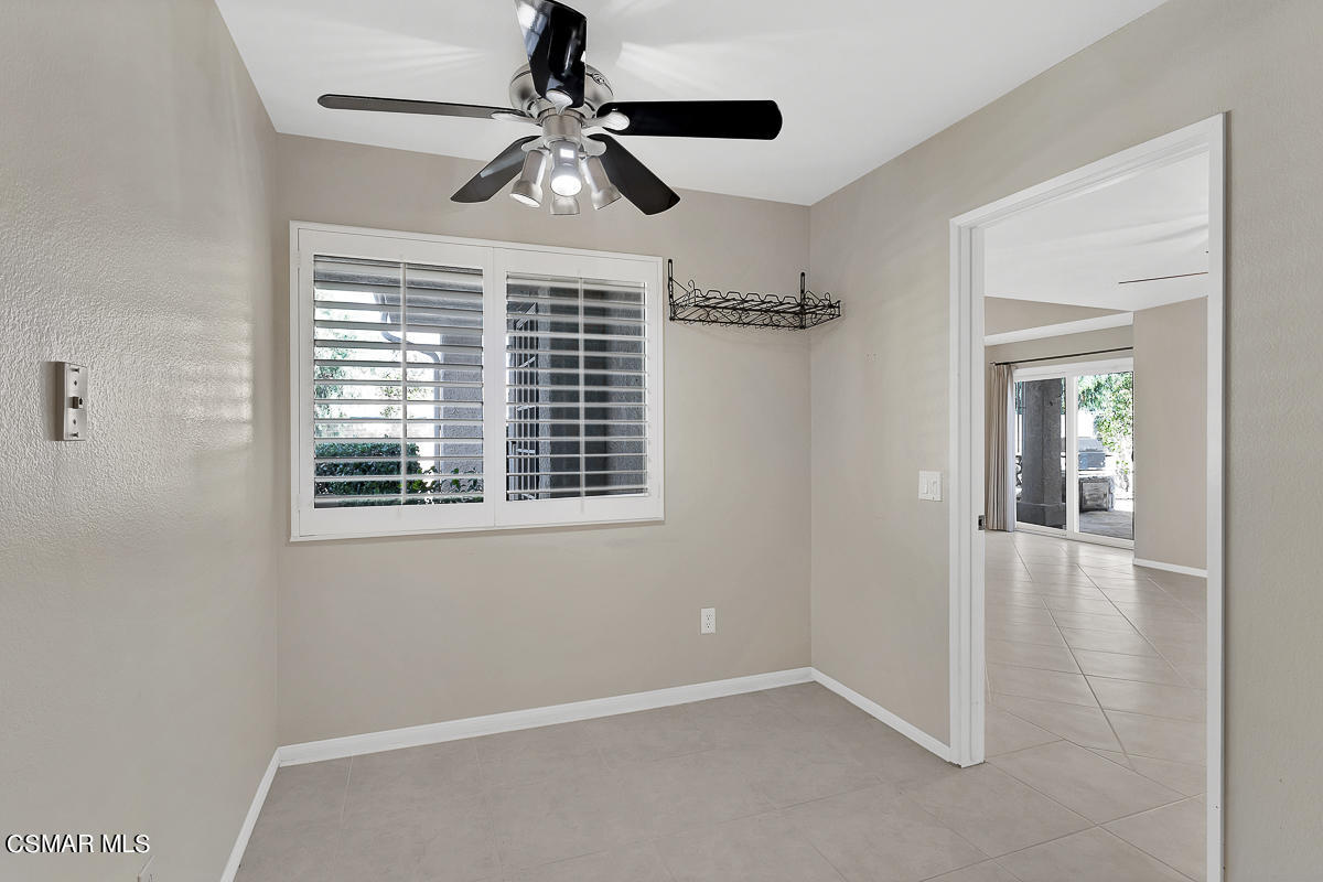 6005 Oldenberg Way Simi Valley, CA 93063 - Photo 8 of 19 Oldenberg_Low-8