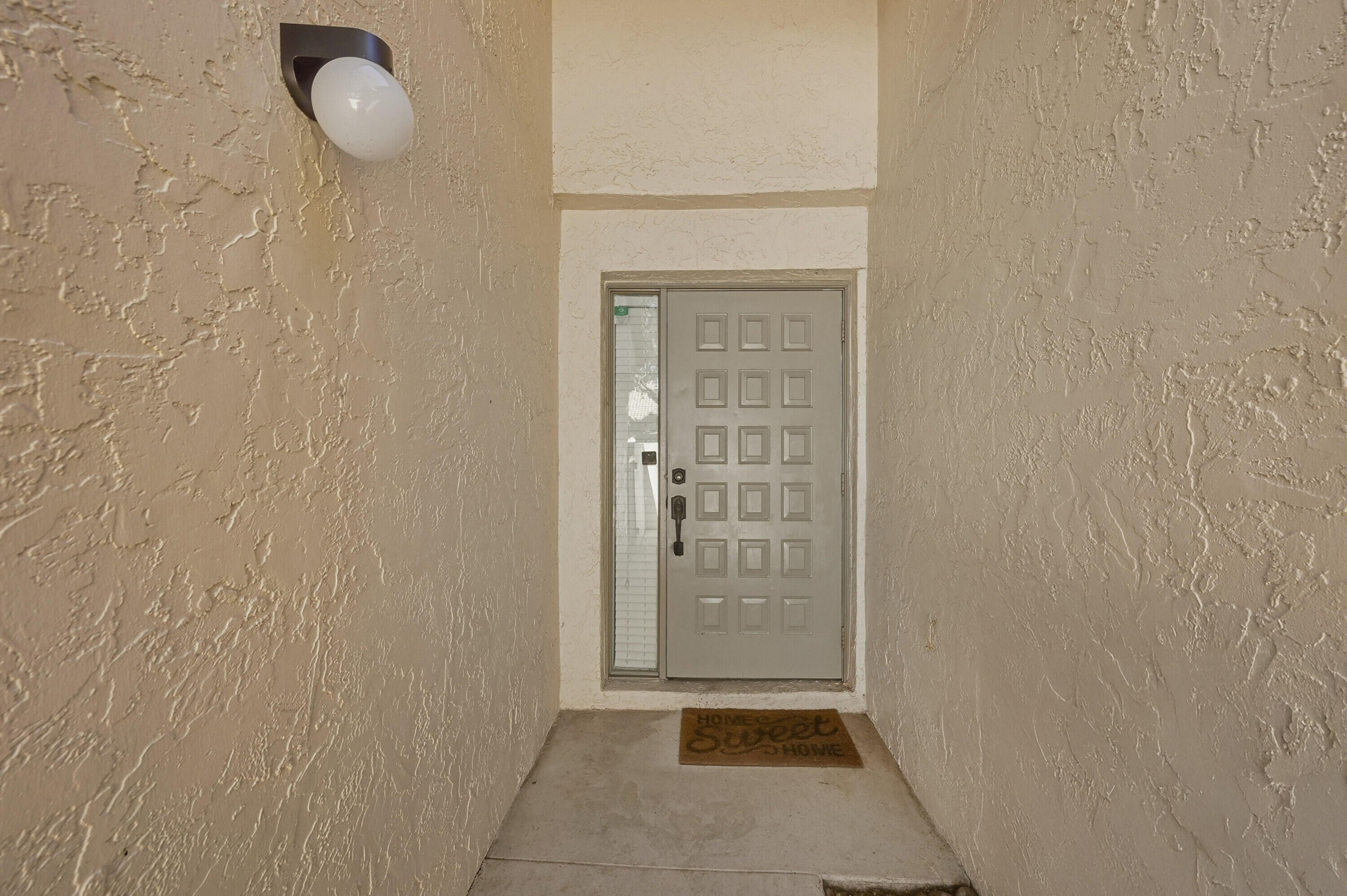 440 Ashwood Place Boca Raton, FL 33431 - Photo 3 of 32